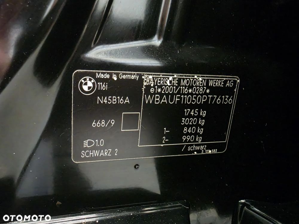 BMW Seria 1 116i - 24