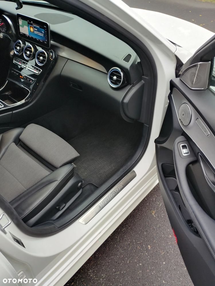 Mercedes-Benz Klasa C 220 d 9G-TRONIC AMG Line - 17