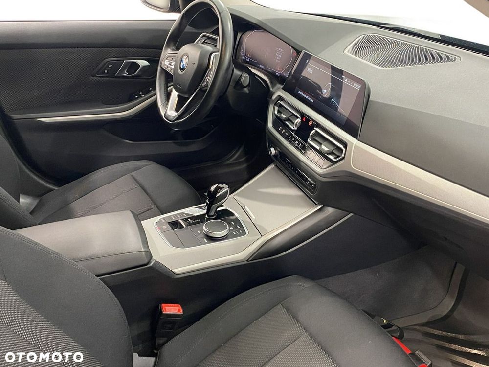 BMW Seria 3 - 15