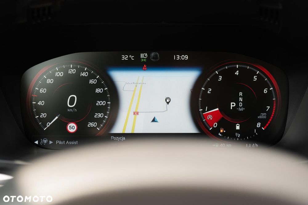 Volvo XC 60 B6 B AWD Ultimate Dark - 29