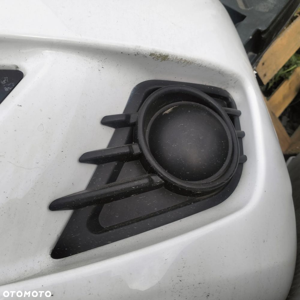 AIXAM NINI AUTO KRATKA NADKŁADKA  LEWA ZDERZAKA PRZÓD - 1