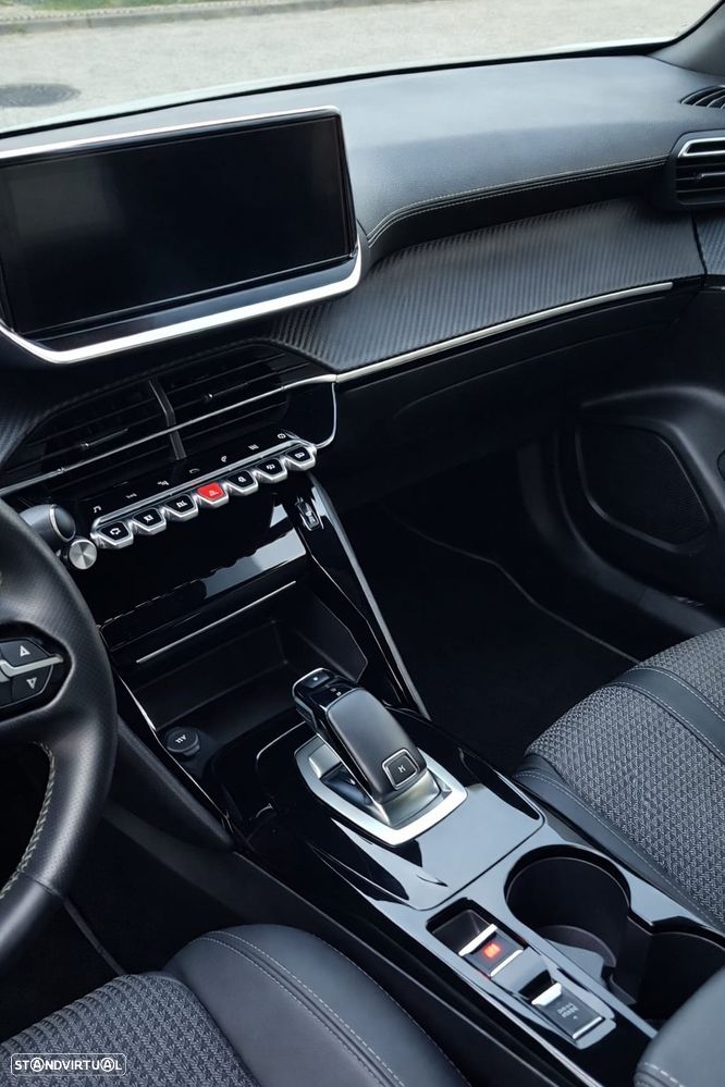 Peugeot 2008 1.2 PureTech GT Pack EAT8 - 6