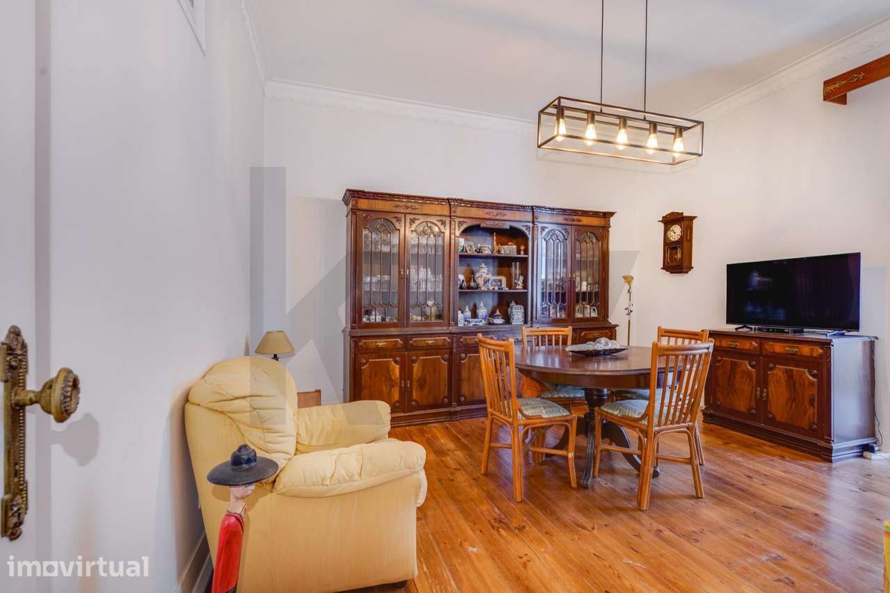 Apartamento T3 com 93 m2 e Traça Tradicional | Campo de Ourique, Lisbo - Grande imagem: 3/30