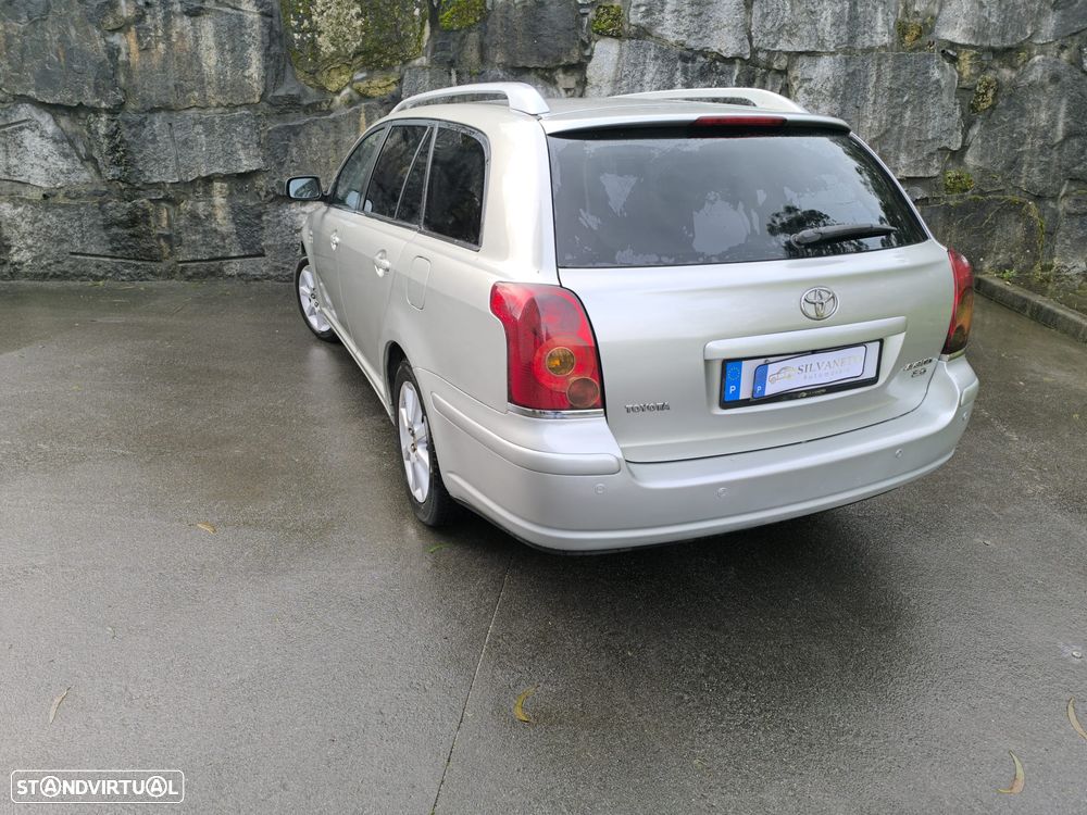 Toyota Avensis SW 2.0 D-4D - 16