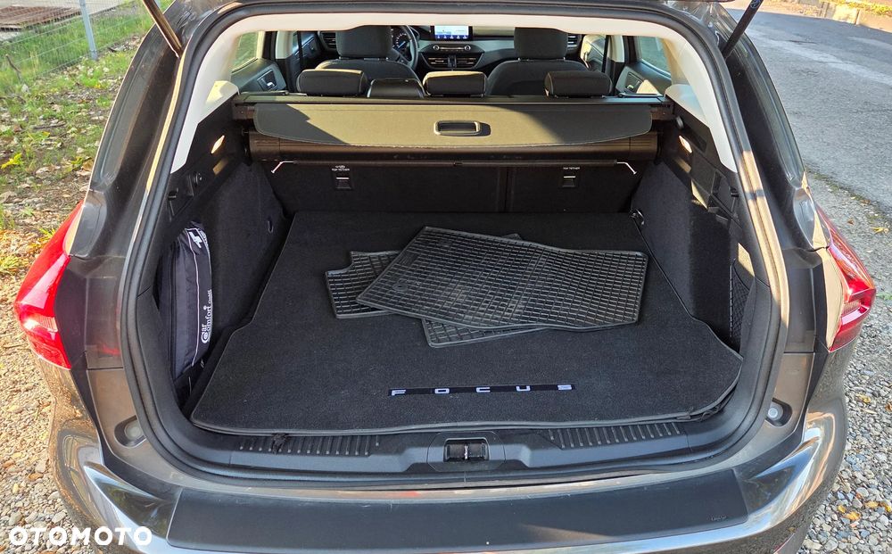 Ford Focus Turnier 1.5 EcoBlue Start-Stopp-System TITANIUM STYLE - 18