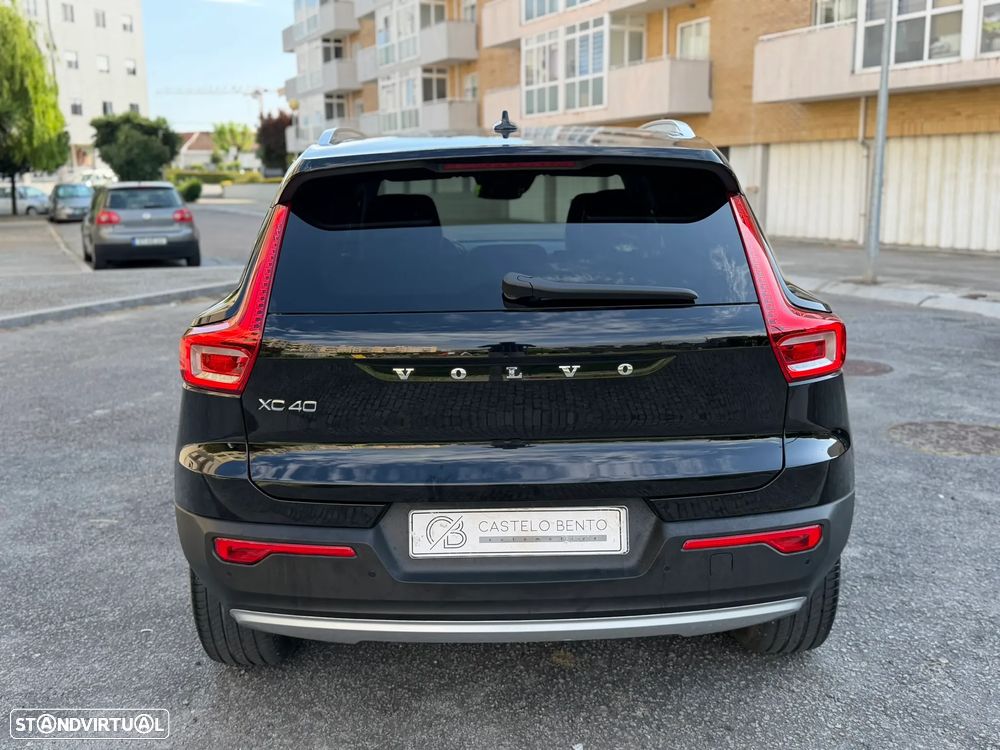 Volvo XC 40 T3 Momentum - 28