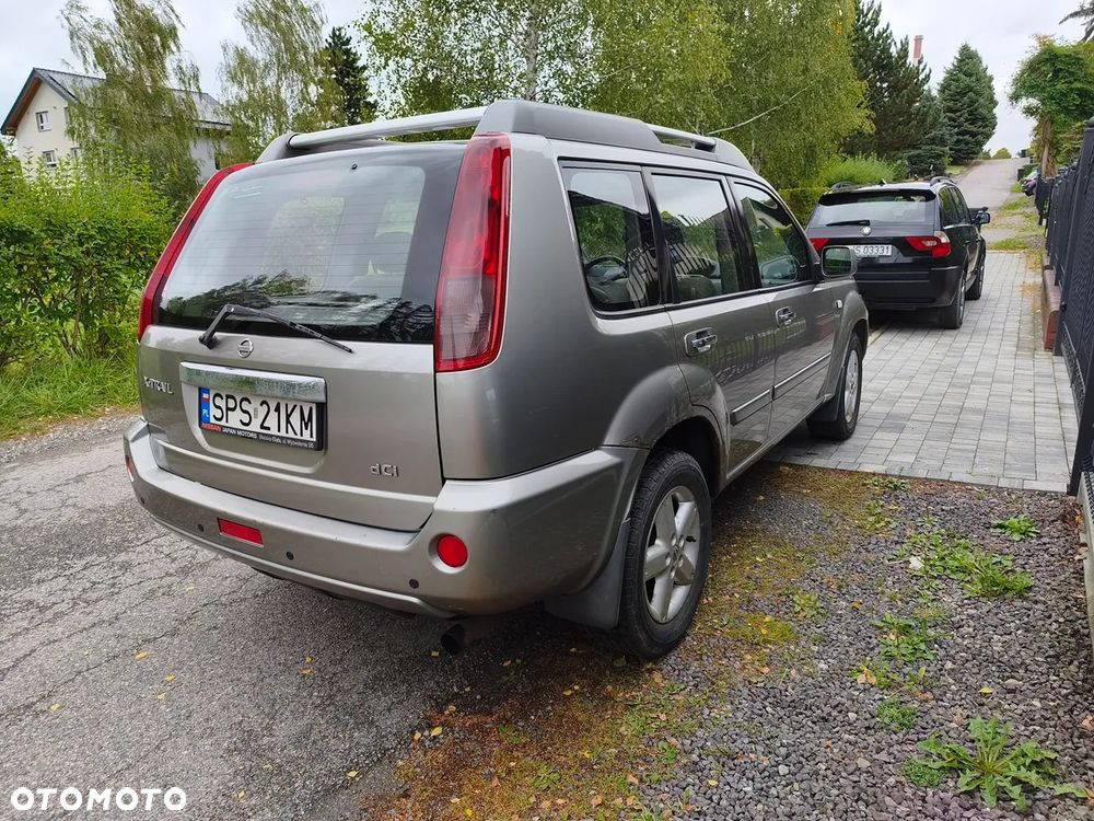 Nissan X-Trail 2.2 dCi Comfort + - 5