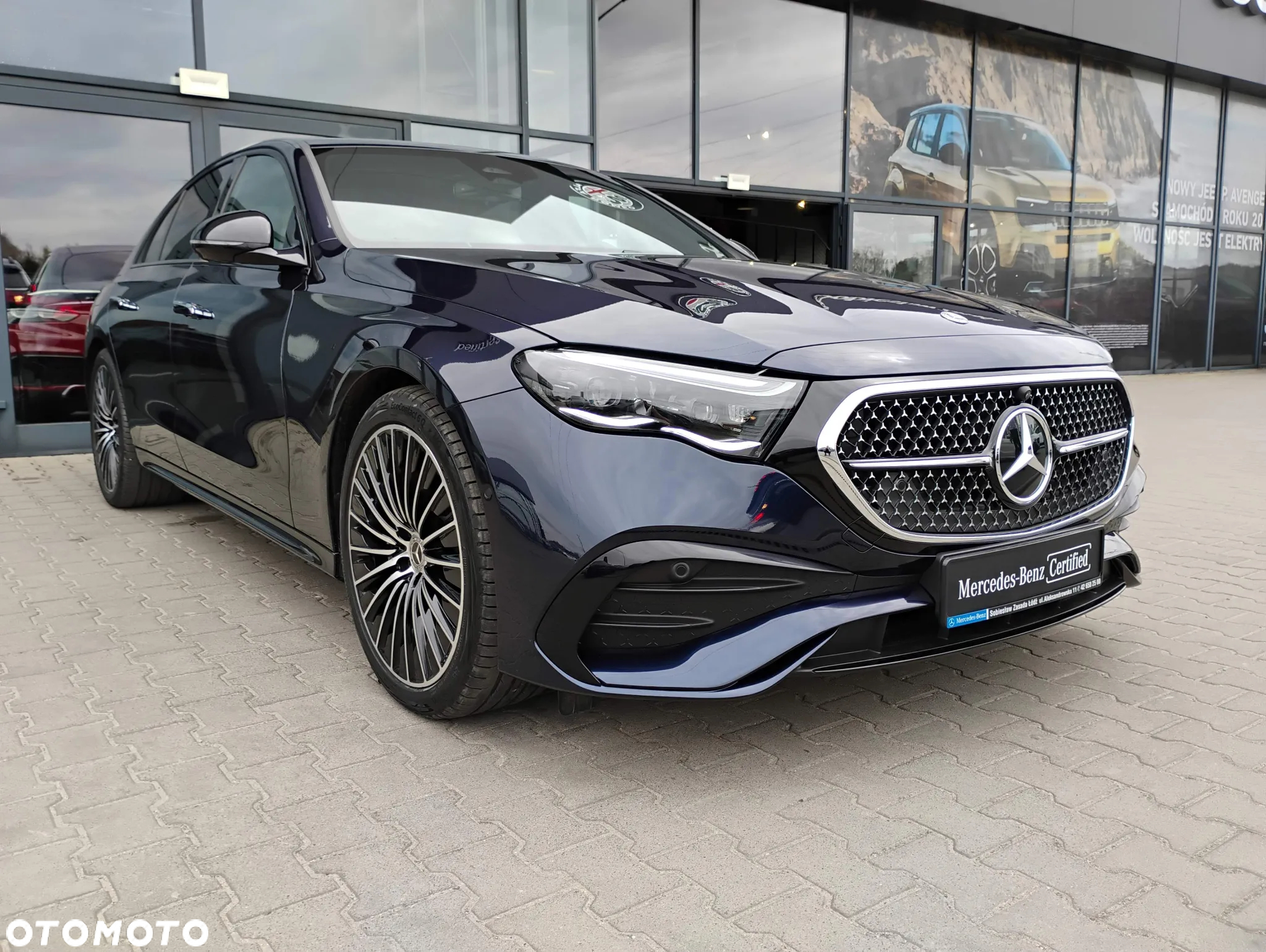 Mercedes-Benz Klasa E 220 d 4-Matic AMG - 3
