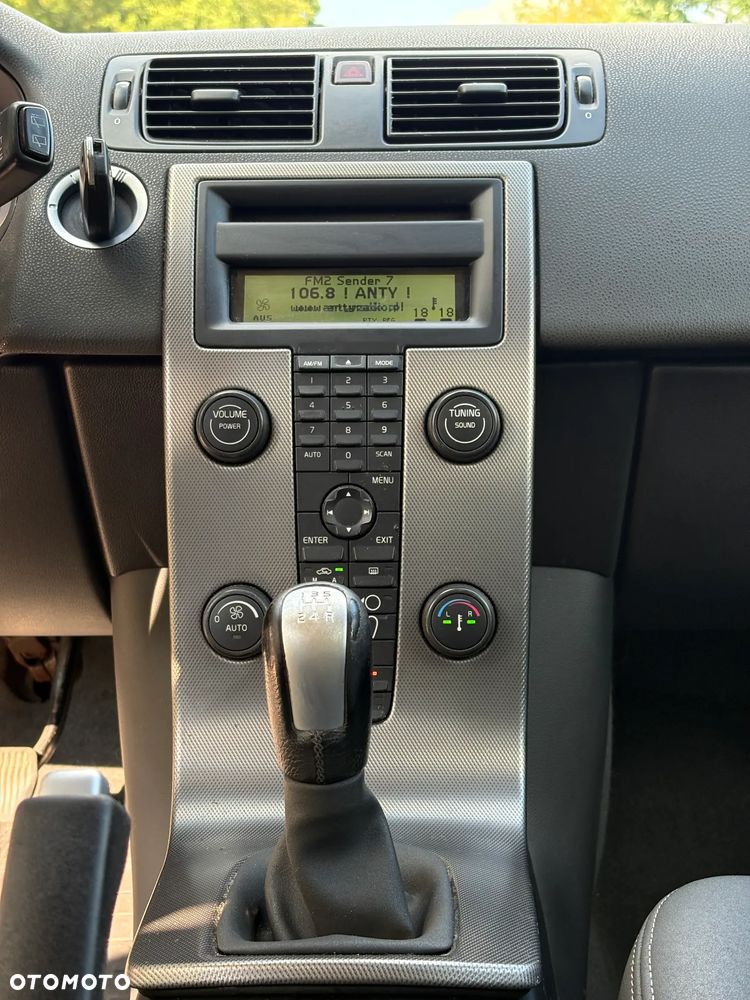 Volvo V50 2.0 Momentum - 17