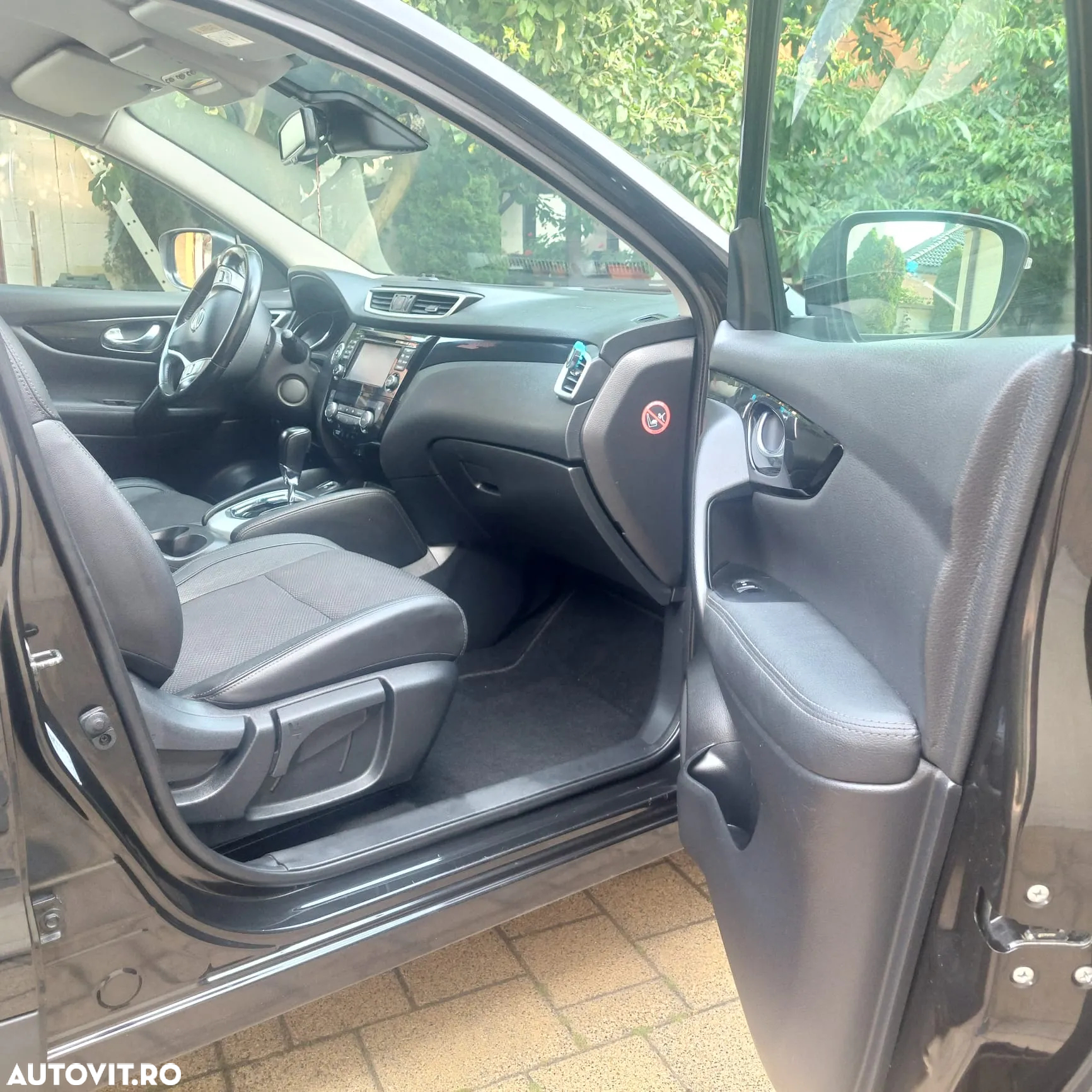 Nissan Qashqai 1.6 DCI Xtronic TEKNA - 7