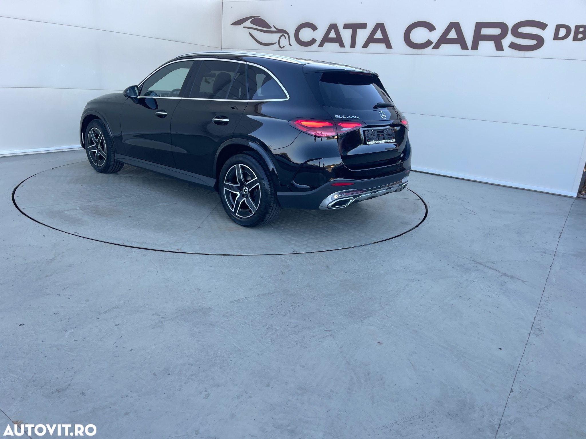 Mercedes-Benz GLC 220 d 4Matic 9G-TRONIC AMG Line Advanced - 12