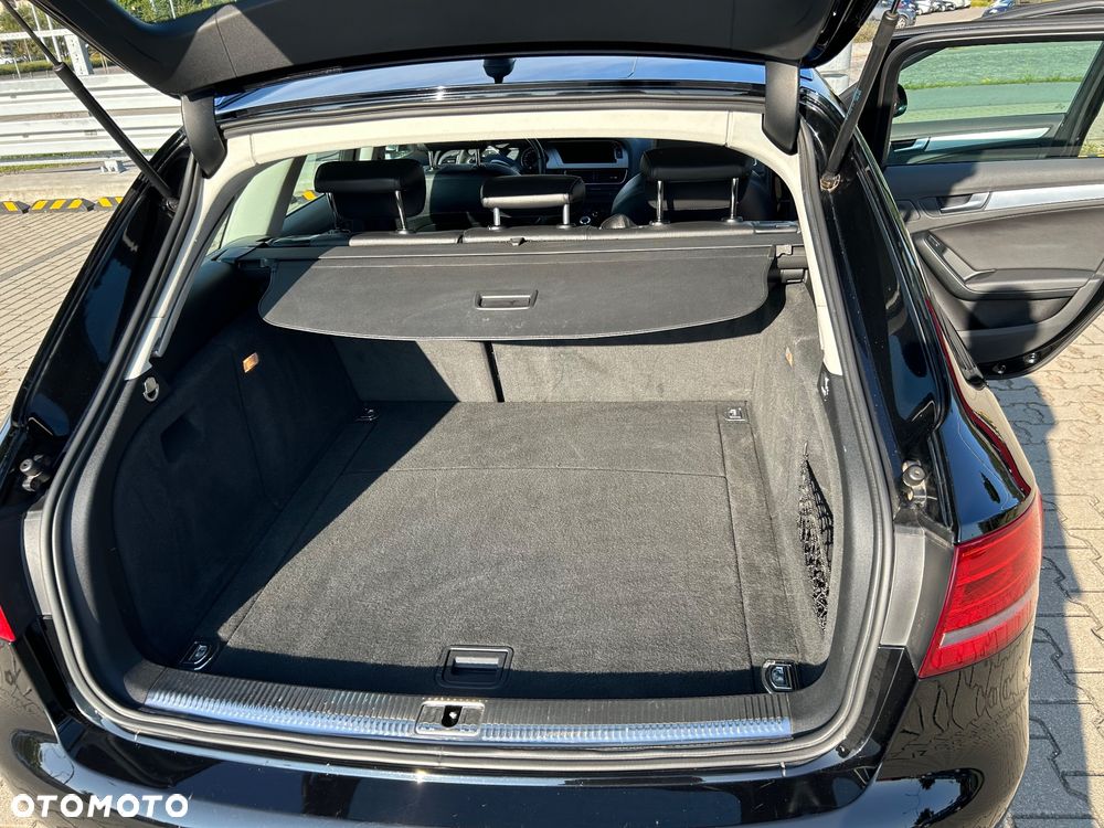 Audi A4 Avant - 11