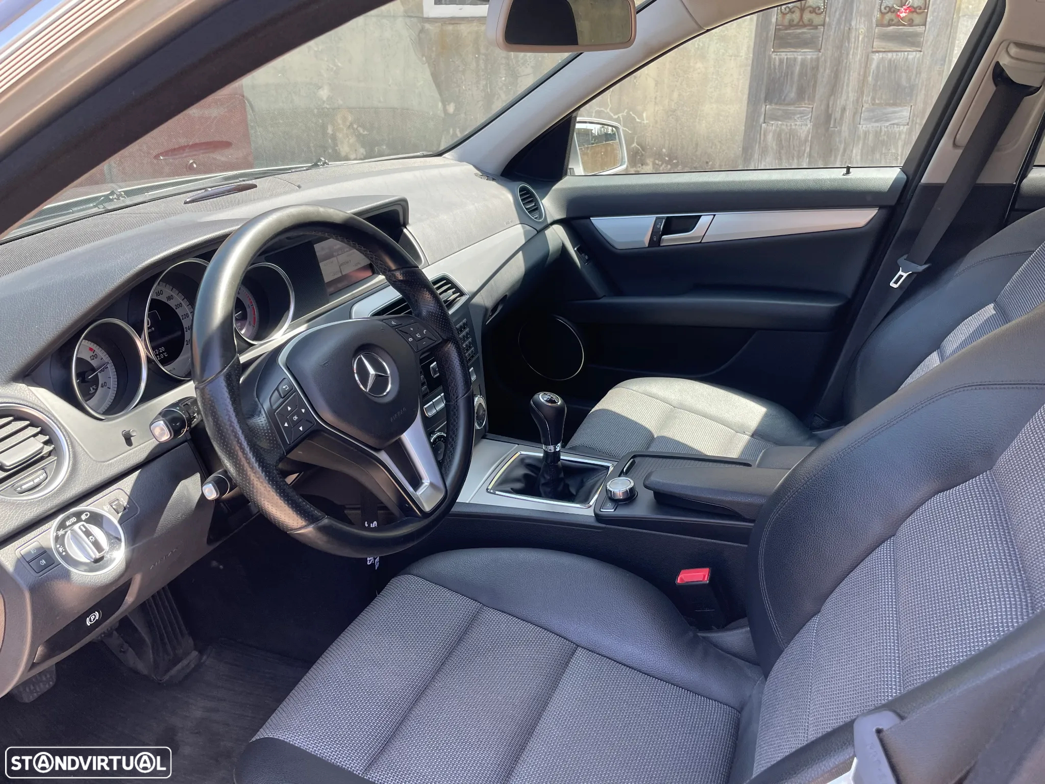 Mercedes-Benz C 180 Station CDI DPF (BlueEFFICIENCY) Avantgarde - 19