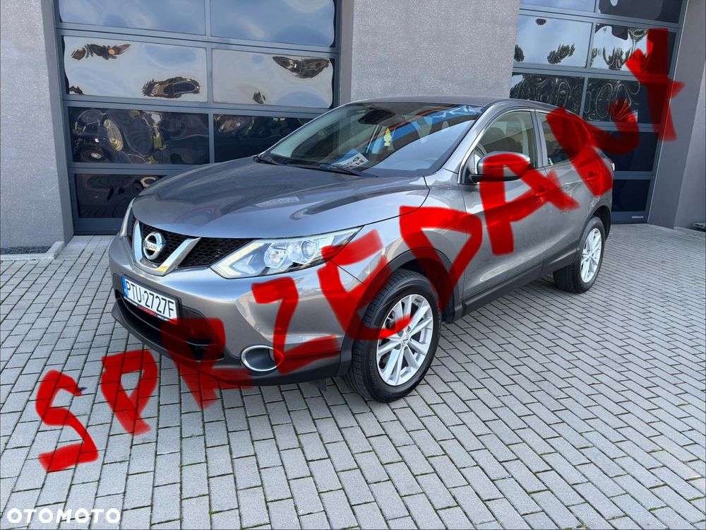 Nissan Qashqai - 1