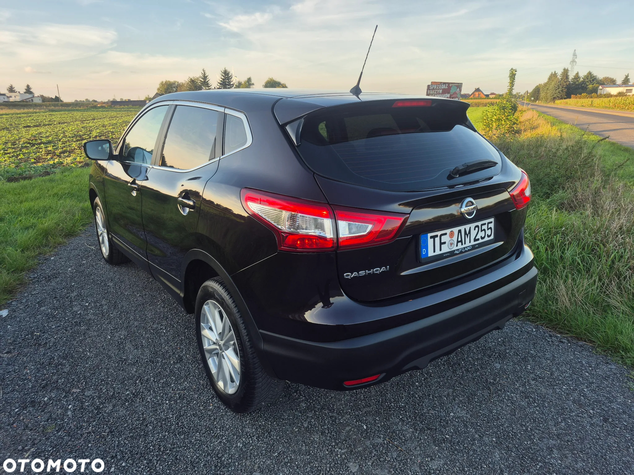 Nissan Qashqai 1.2 DIG-T N-Connecta - 16