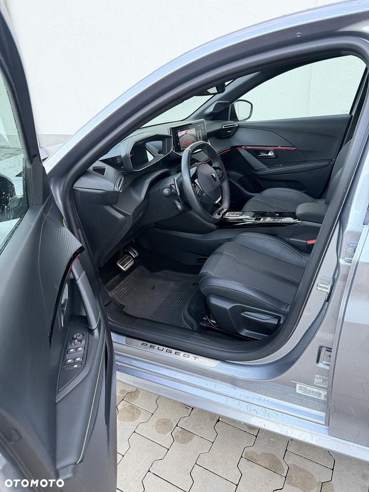 Peugeot 208 1.2 mHEV GT - 16