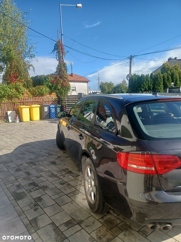 Audi A4 Avant 2.0 TDI DPF Ambition - 2