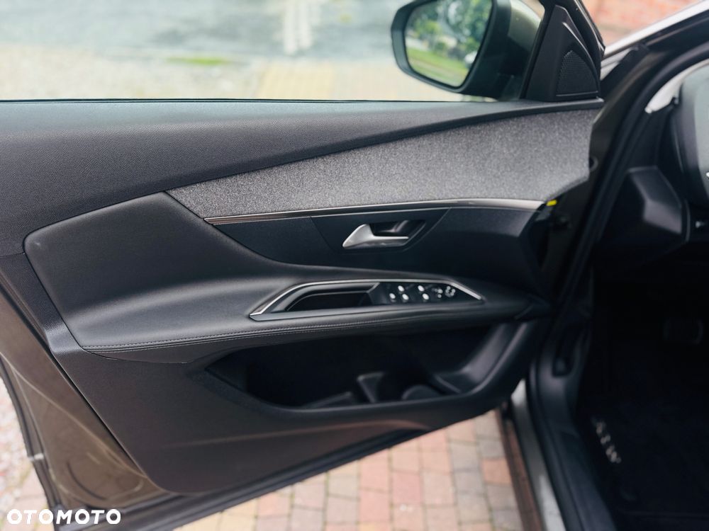 Peugeot 3008 1.5 BlueHDi Allure Pack S&S EAT8 - 21