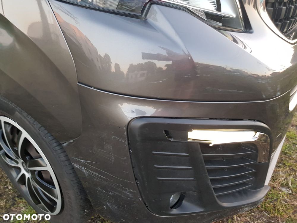 Peugeot Traveller - 27