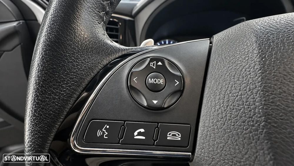 Mitsubishi Outlander 2.0 Kaiteki CVT - 33