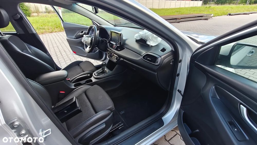 Hyundai i30 1.4 T-GDI DCT YES - 17