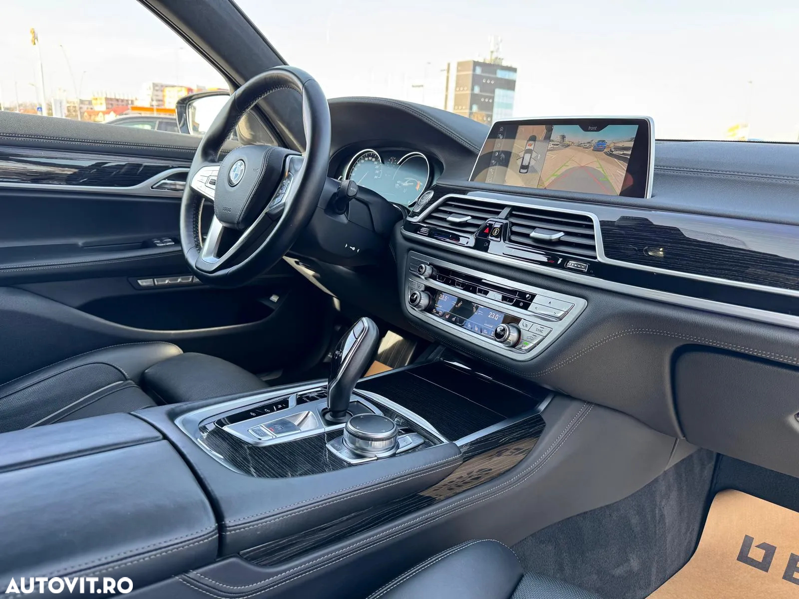 BMW Seria 7 740Ld xDrive - 21