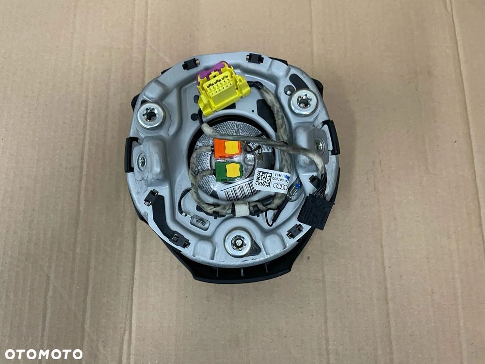 PODUSZKA KIEROWCY AUDI A8 D3 LIFT CZTERORAMIENNA SOUL 4E0880201BL - 3