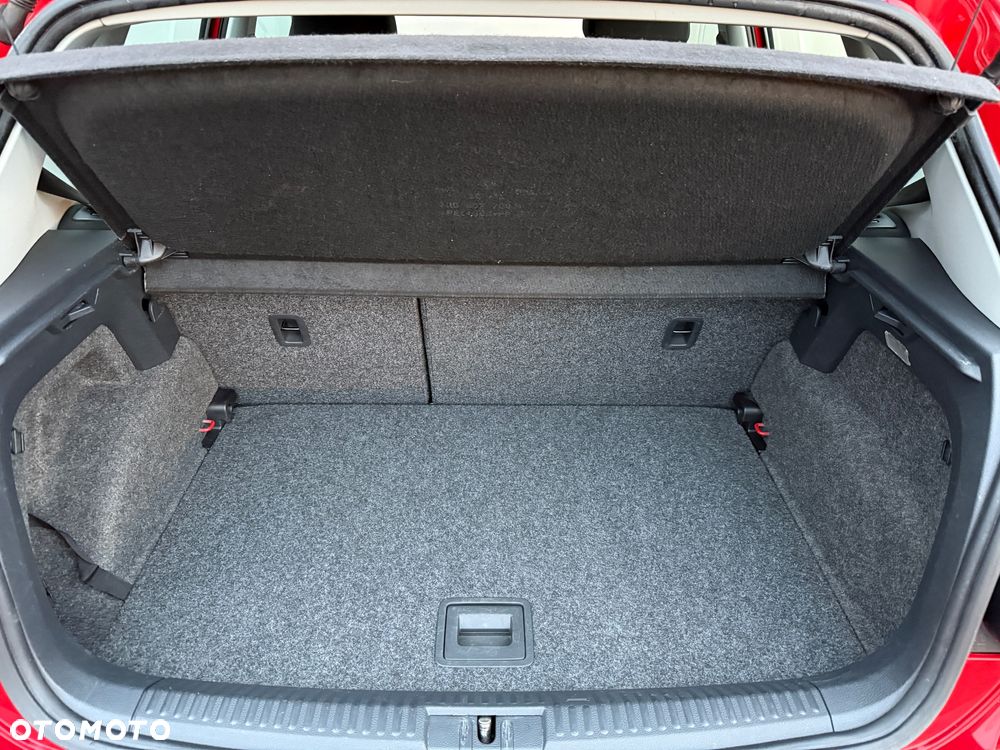 Volkswagen Polo - 24