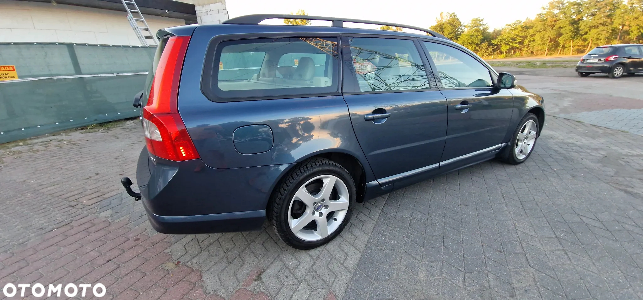 Volvo V70 2.0 Momentum - 30