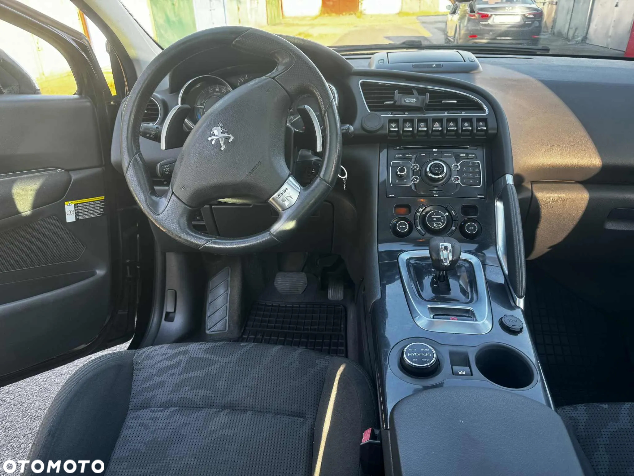 Peugeot 3008 2.0 HDi HYbrid4 - 9