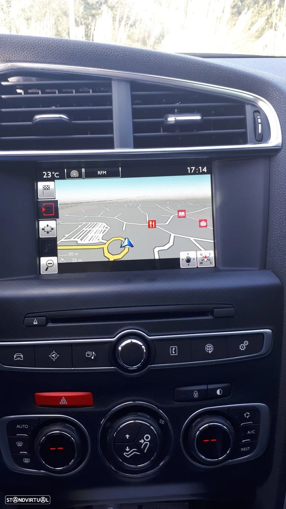 Citroën DS4 1.6 BlueHDi So Chic - 16