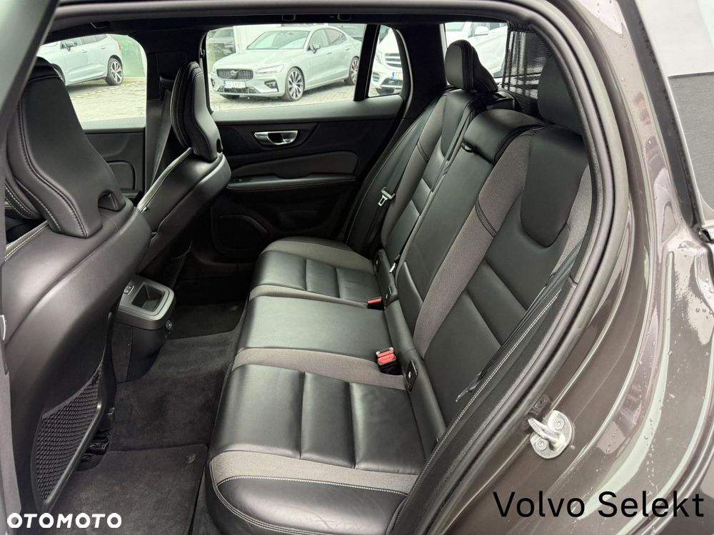 Volvo V60 - 16