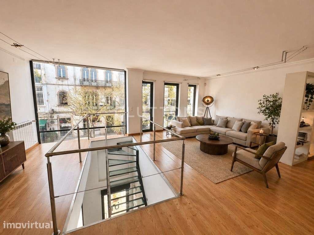 Apartamento T3 em chalé histórico com varanda e garagem no Monte Es... - Grande imagem: 5/31