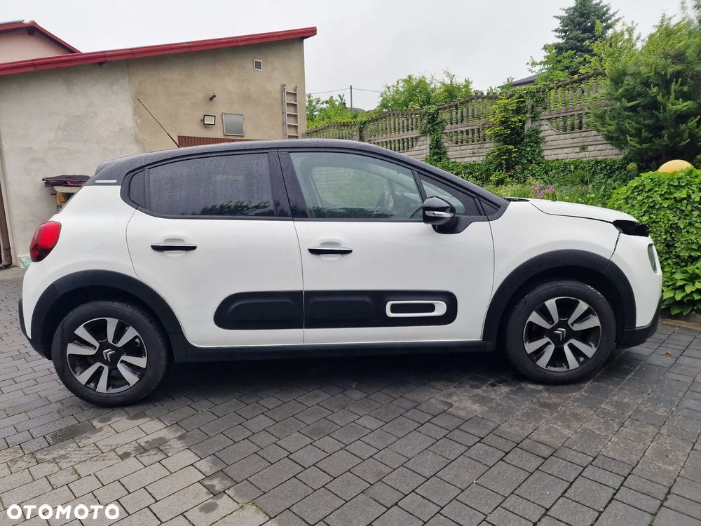 Citroën C3 1.2 PureTech Shine EAT6 - 1