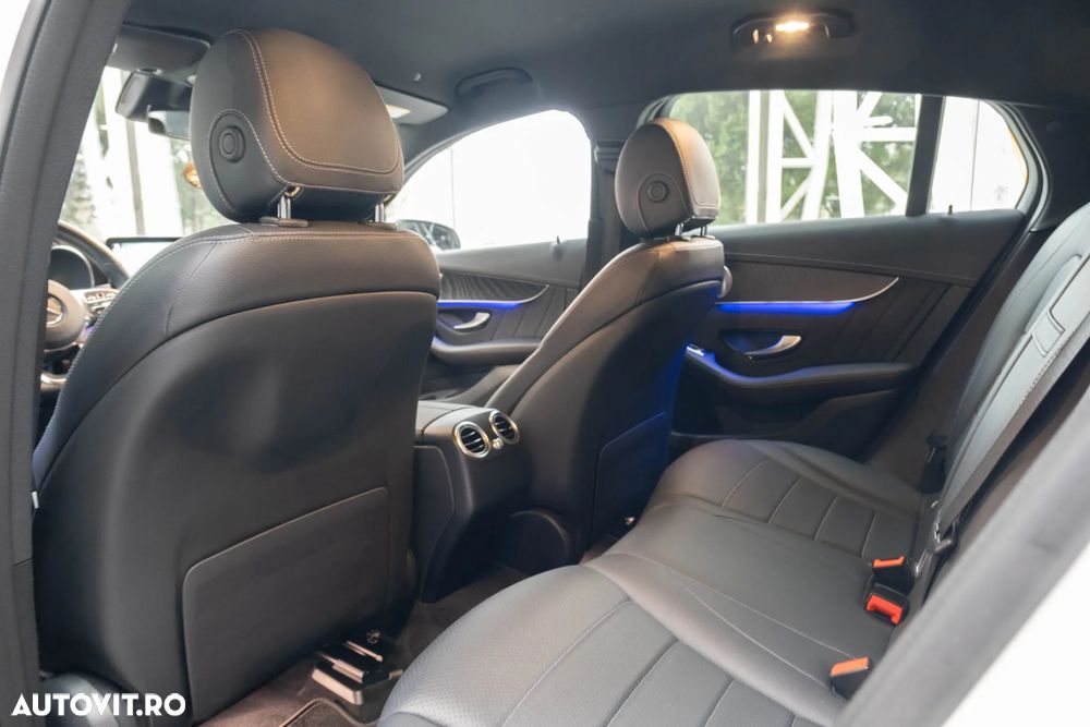 Mercedes-Benz GLC Coupe 300 4MATIC MHEV - 27