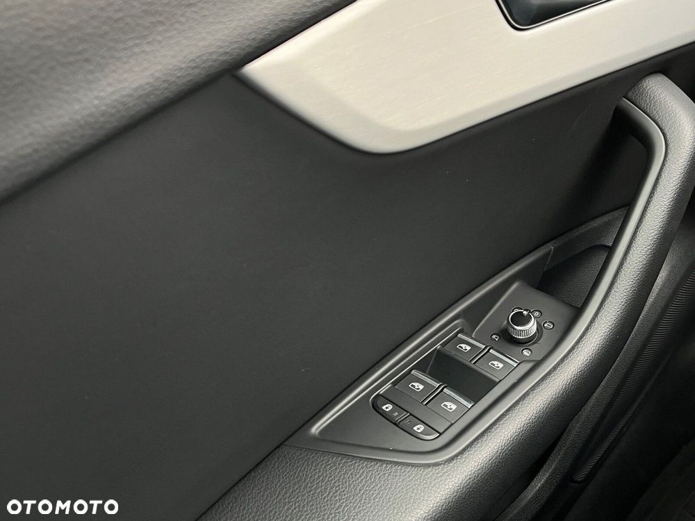 Audi A4 Limousine - 15