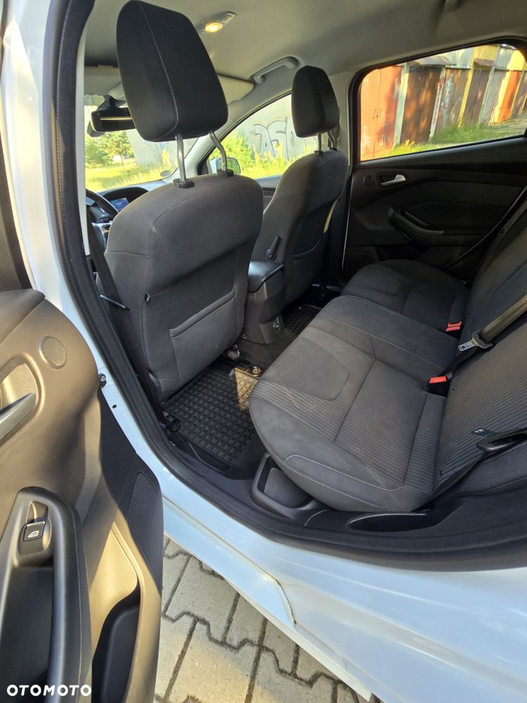 Ford Focus 1.6 EcoBoost Gold X (Trend) - 11