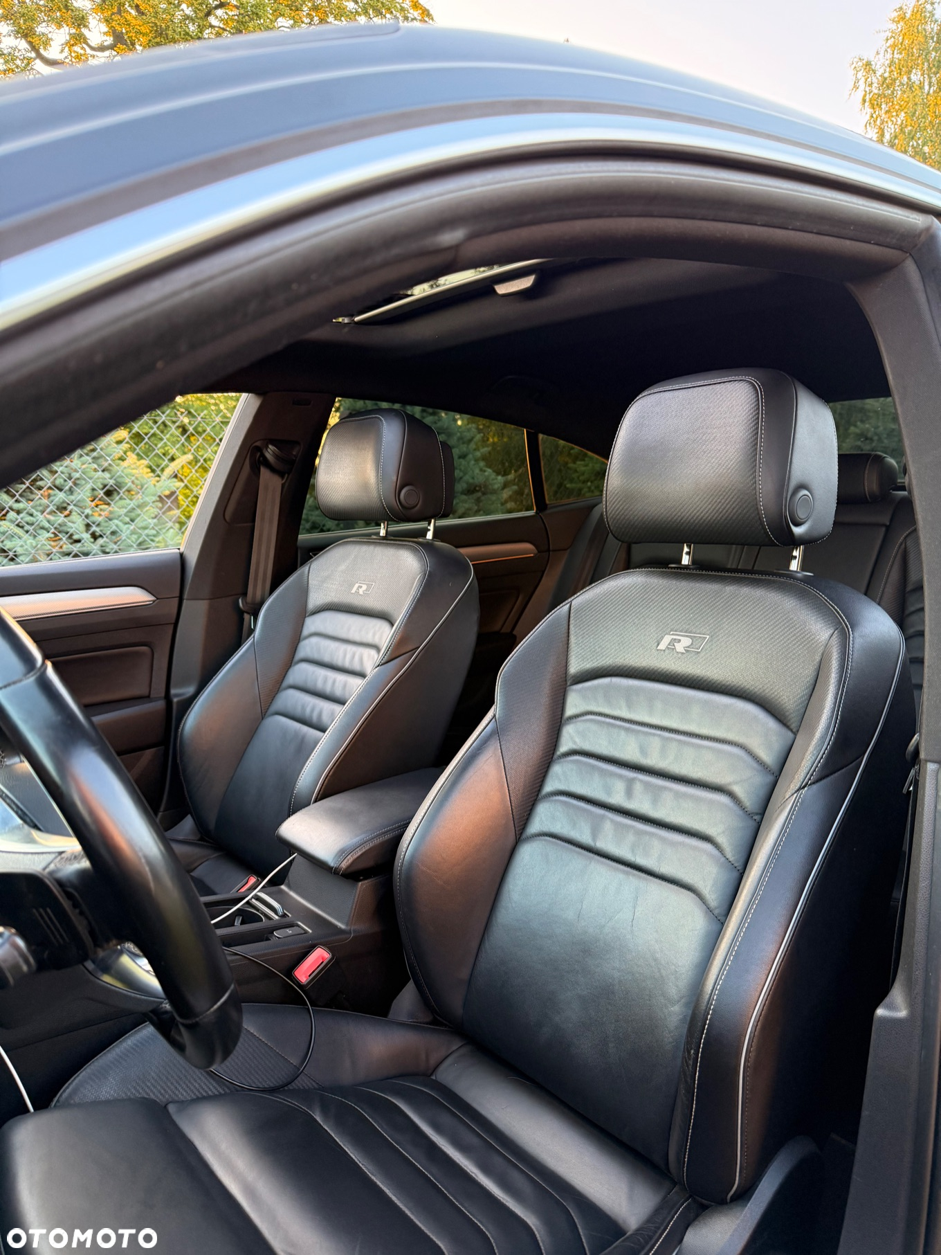 Volkswagen Arteon 2.0 TDI SCR R-Line DSG - 10