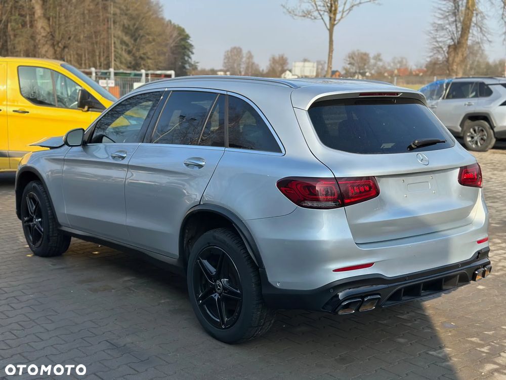 Mercedes-Benz GLC - 7