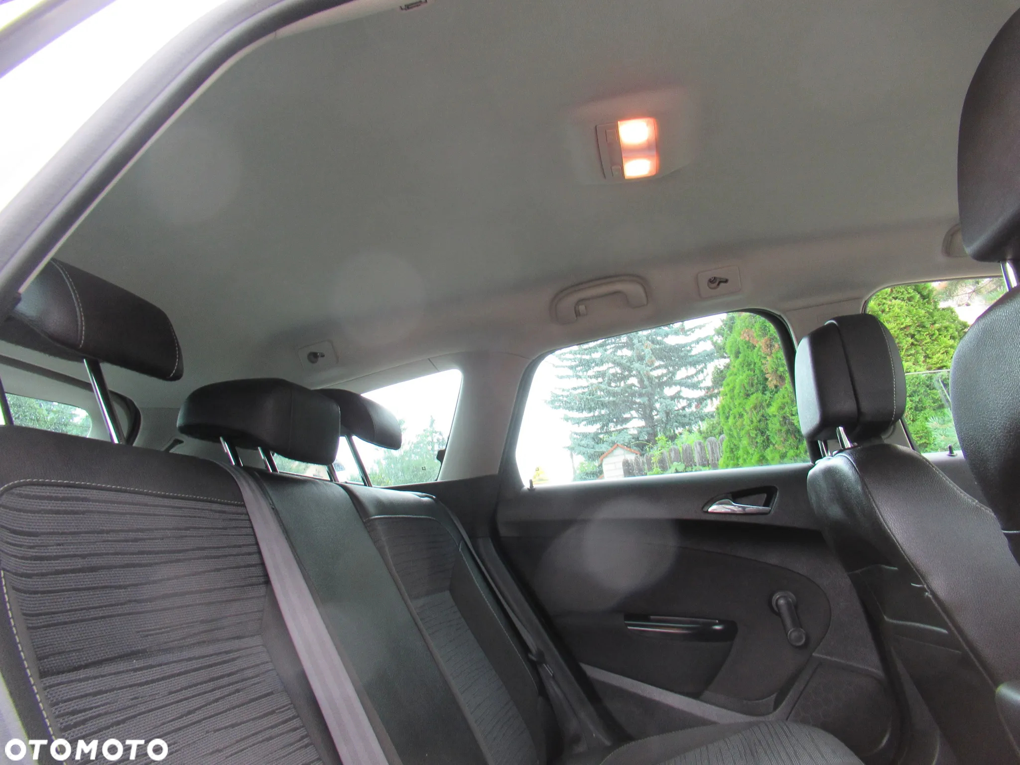 Opel Astra 1.6 CDTI DPF ecoFLEX Sports TourerStart/Stop Edition - 32