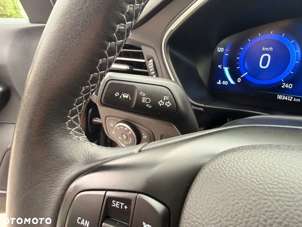 Ford Focus 1.5 EcoBlue Titanium X - 29