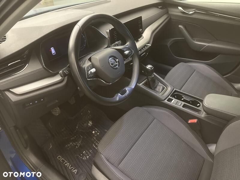 Skoda Octavia - 10