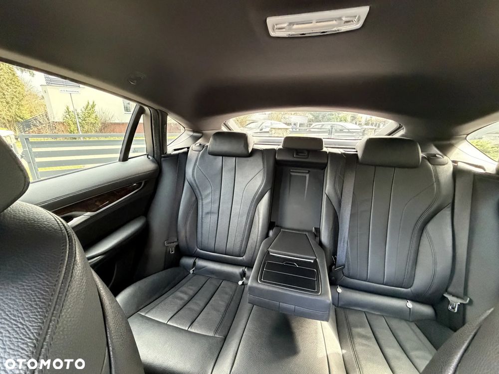BMW X6 xDrive40d - 15