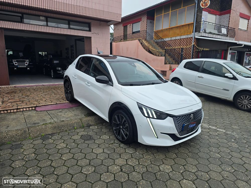 Peugeot e-208 50 kWh GT - 6