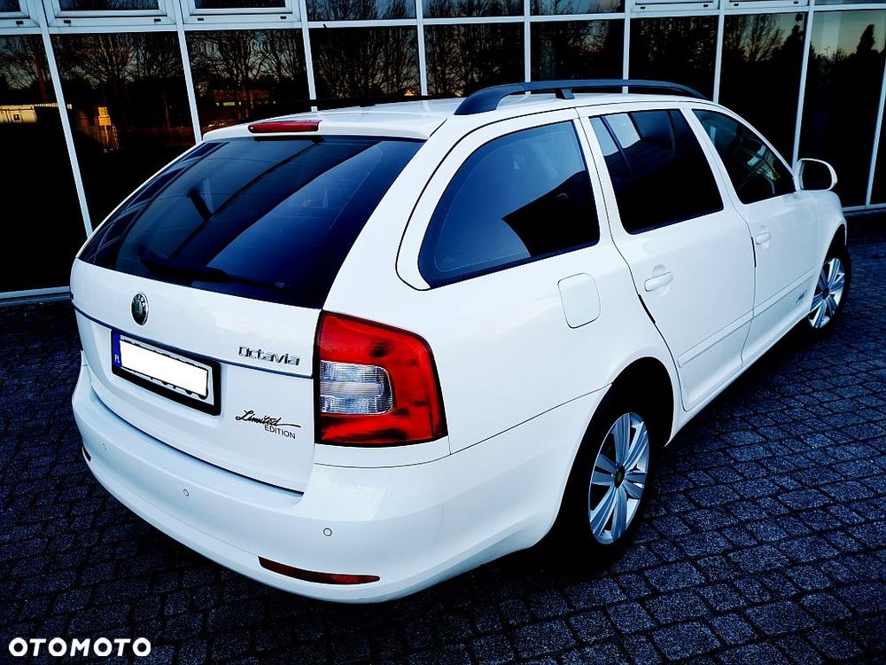 Skoda Octavia 1.6 TDI DPF FAMILY - 29