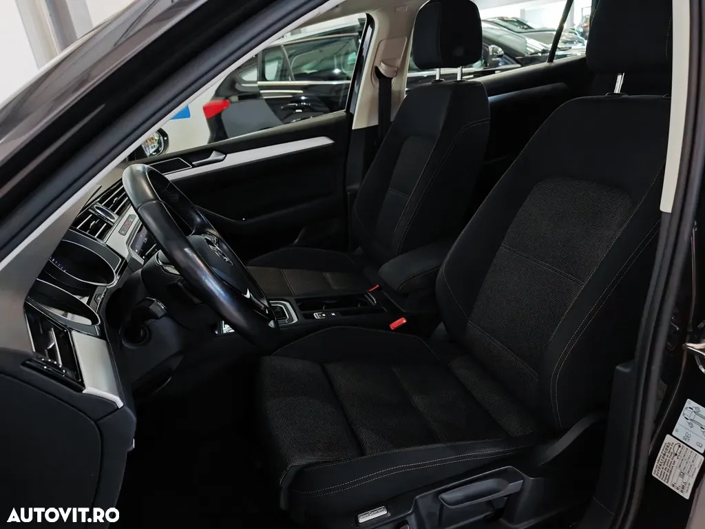 Volkswagen Passat Variant 2.0 TDI DSG Business - 7