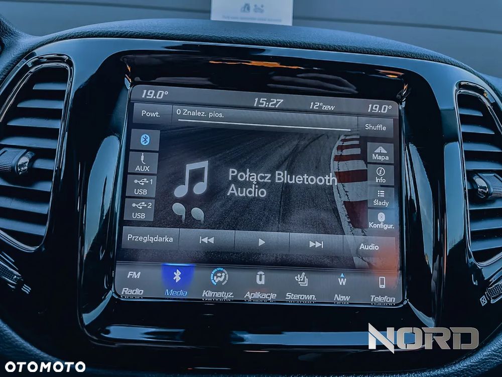 Jeep Compass 2.0 MJD Night Eagle 4WD S&S - 32