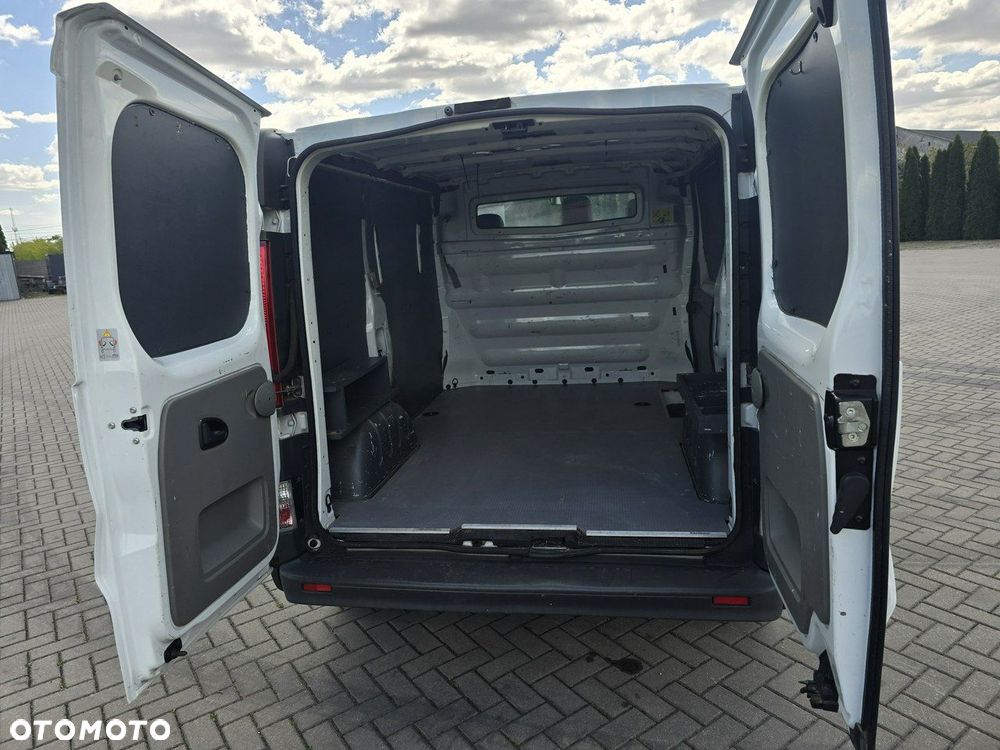 Opel Vivaro - 21