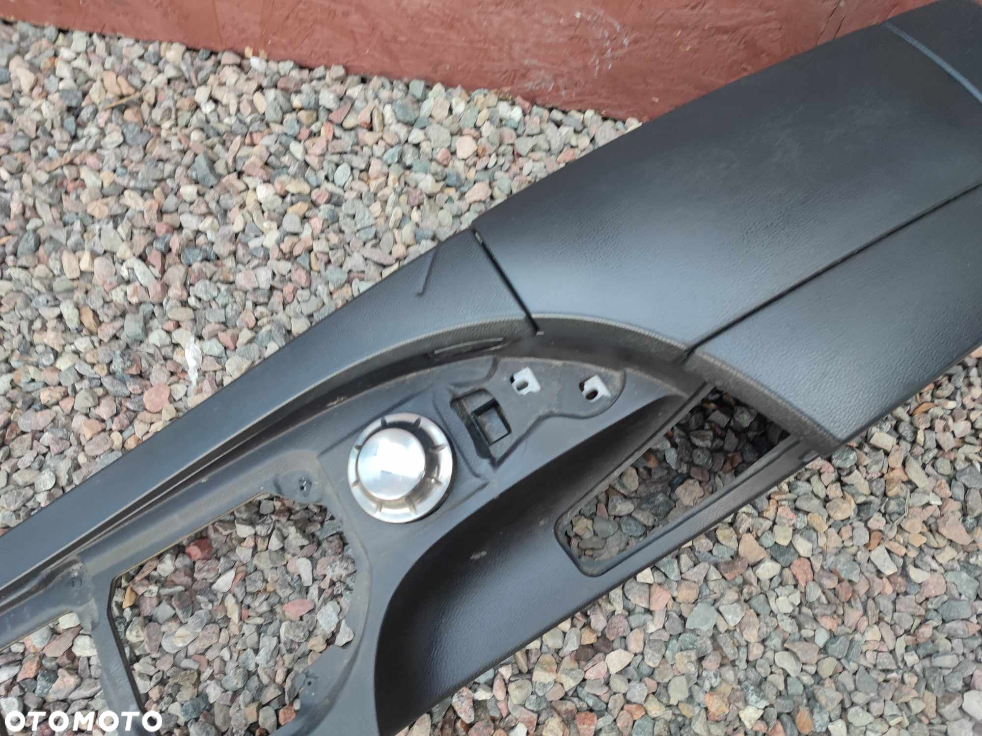 BMW E60 / E61 / E60LCI / E61LCI ORYGINALNY SKÓRZANY PODŁOKIETNIK /TUNEL ŚRODKOWY + GUZIK I-DRIVE + TELEFON O NR. 9 191 771 / 9 132 650 / 7 059 977 OEM W STANIE BARDZO DOBRYM - 5