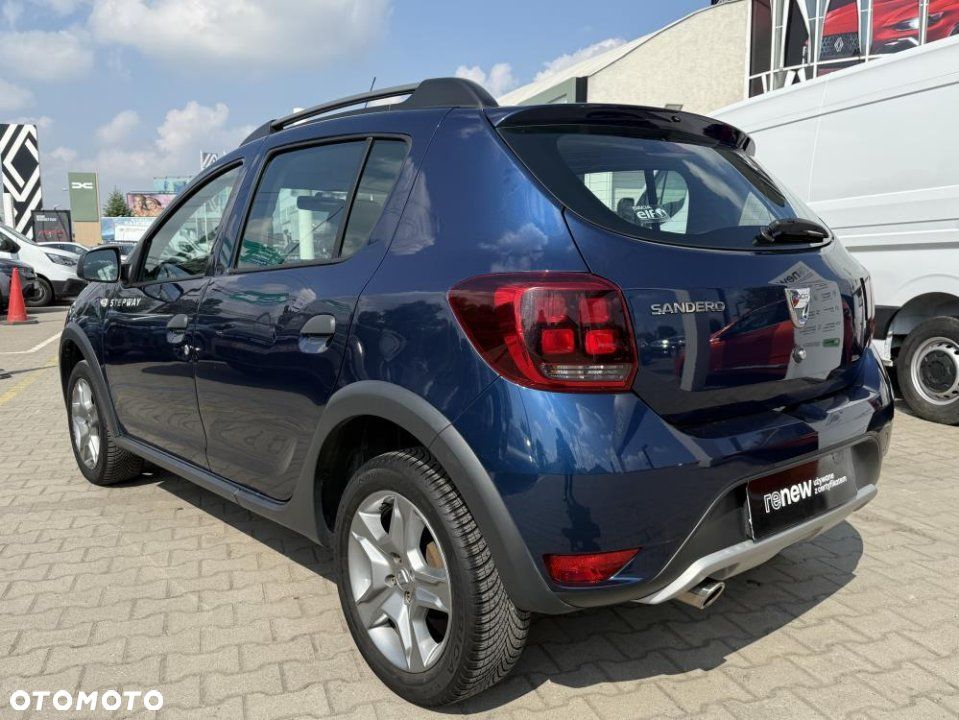 Dacia Sandero - 7